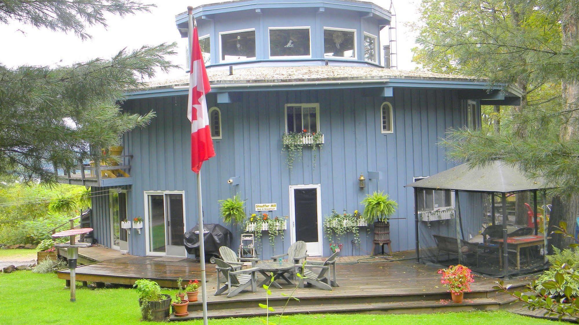 Stouffermill Bed & Breakfast Algonquin Highlands Exterior foto